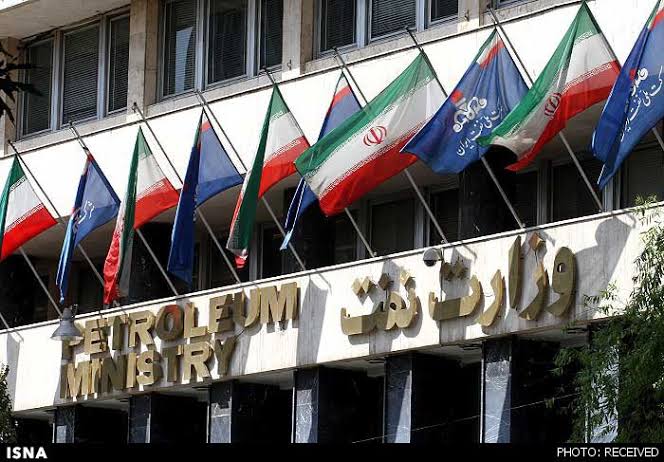 تأکید دیوان محاسبات بر مسئولیت قانونی وزارت نفت در وصول کامل و به&zwnj;موقع درآمدهای نفتی