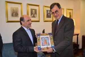 بازدید هیات عالی رتبه دیوان به ریاست دادستان دیوان از کشور پرتغال در تاریخ 21/12/92