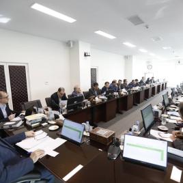 بررسی بودجه پیشنهادی سال 1405 سازمان توسعه و نوسازی معادن و صنایع معدنی ایران (ایمیدرو)  در دیوان محاسبات کشور